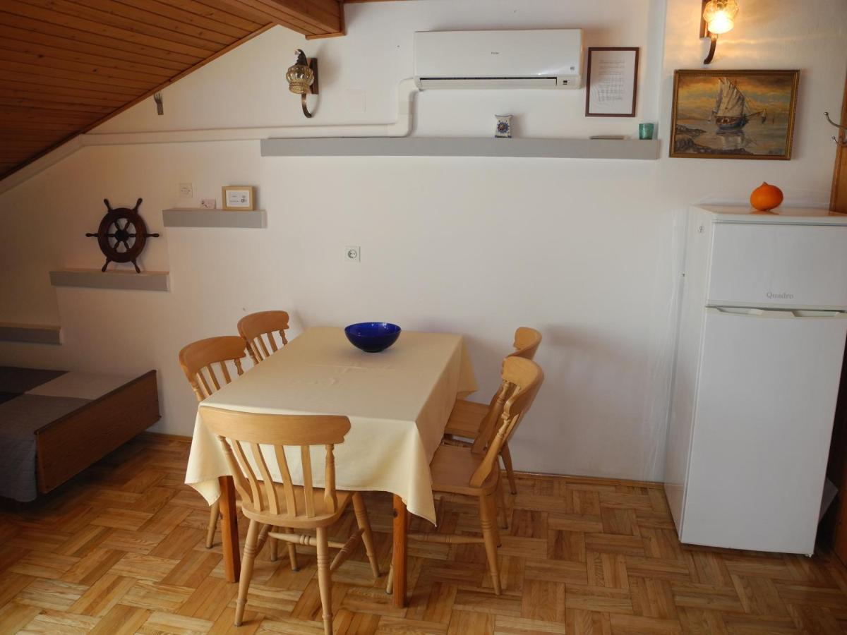 Biro App 4+1 Pax Apartment Crikvenica Bagian luar foto