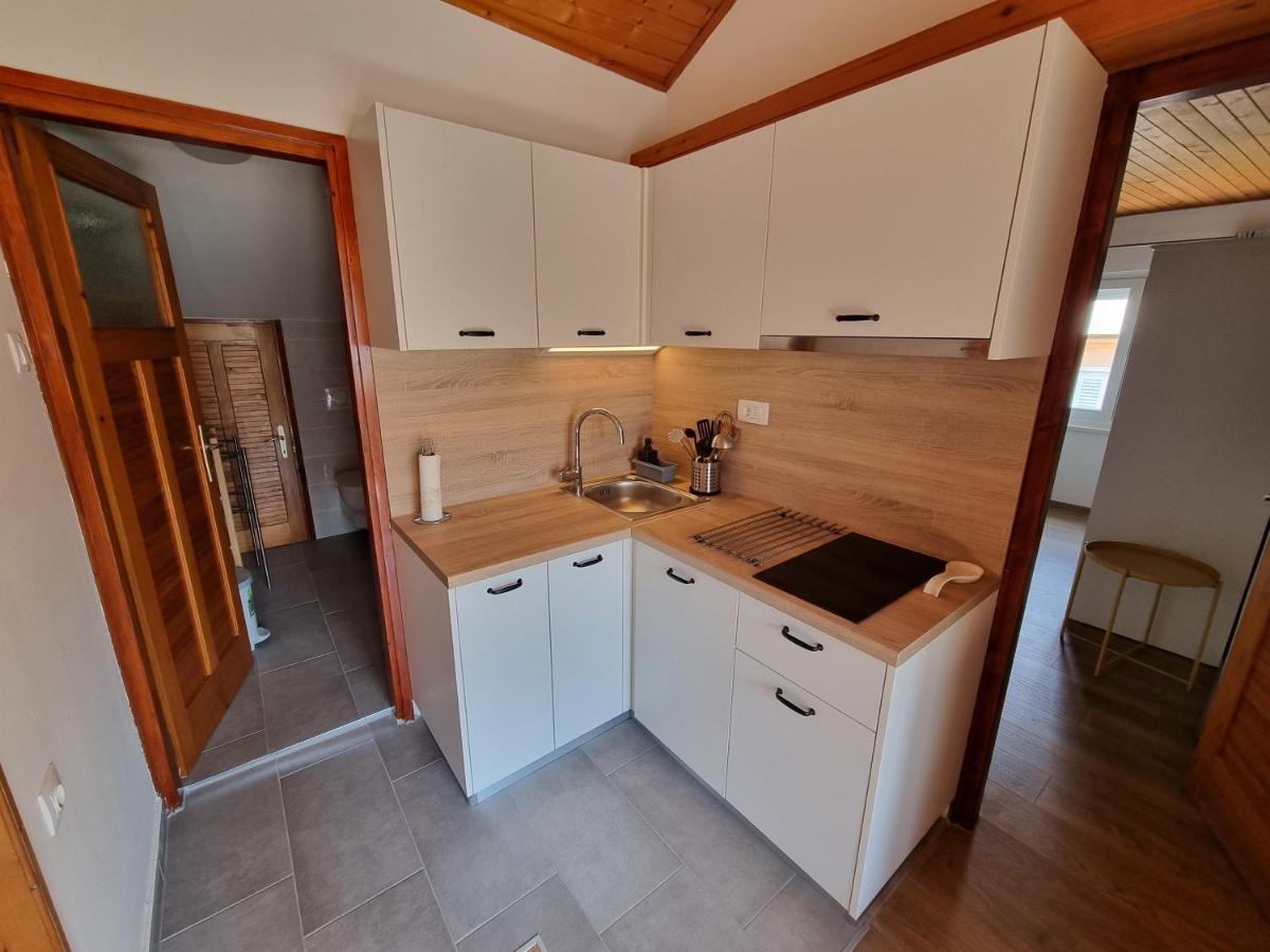Biro App 4+1 Pax Apartment Crikvenica Bagian luar foto